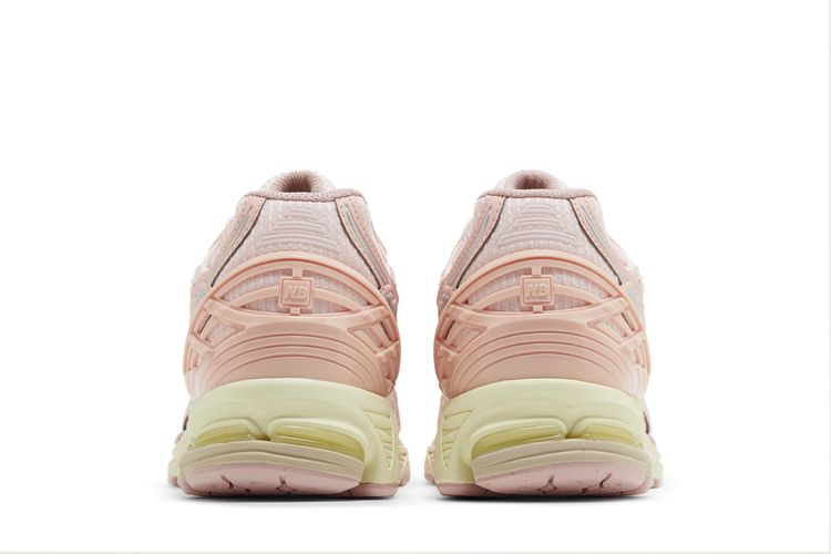 .New Balance 1906U 'Lunar New Year - Shell Pink'