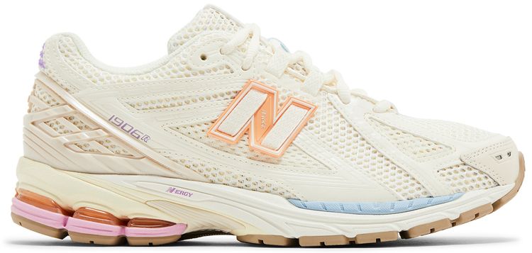 .New Balance 1906R Sea Salt Pink Sugar