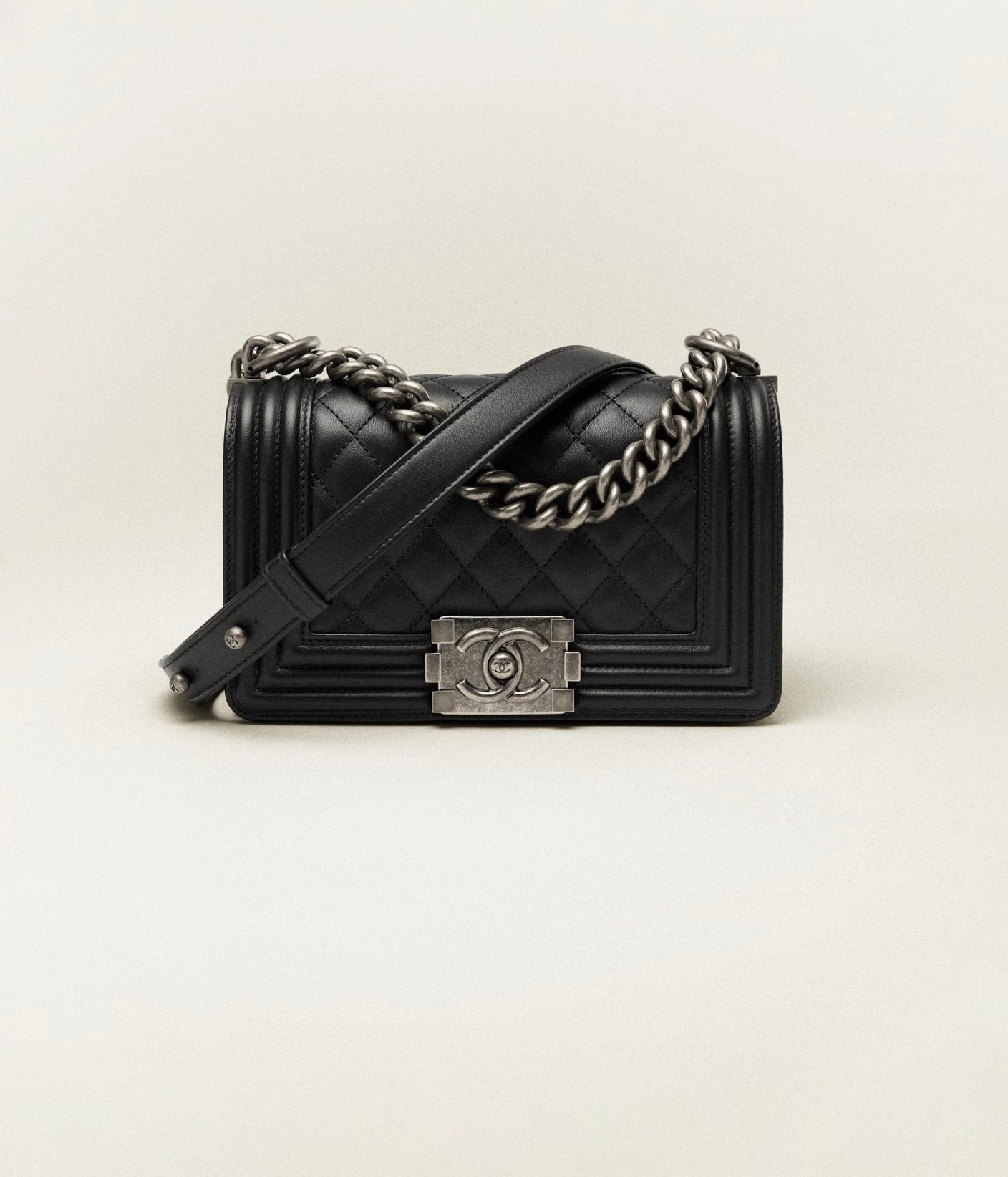 .PETIT SAC BOY CHANEL