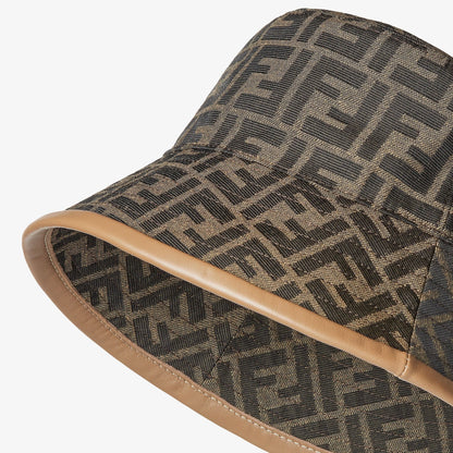 Bob en tissu jacquard FF brun