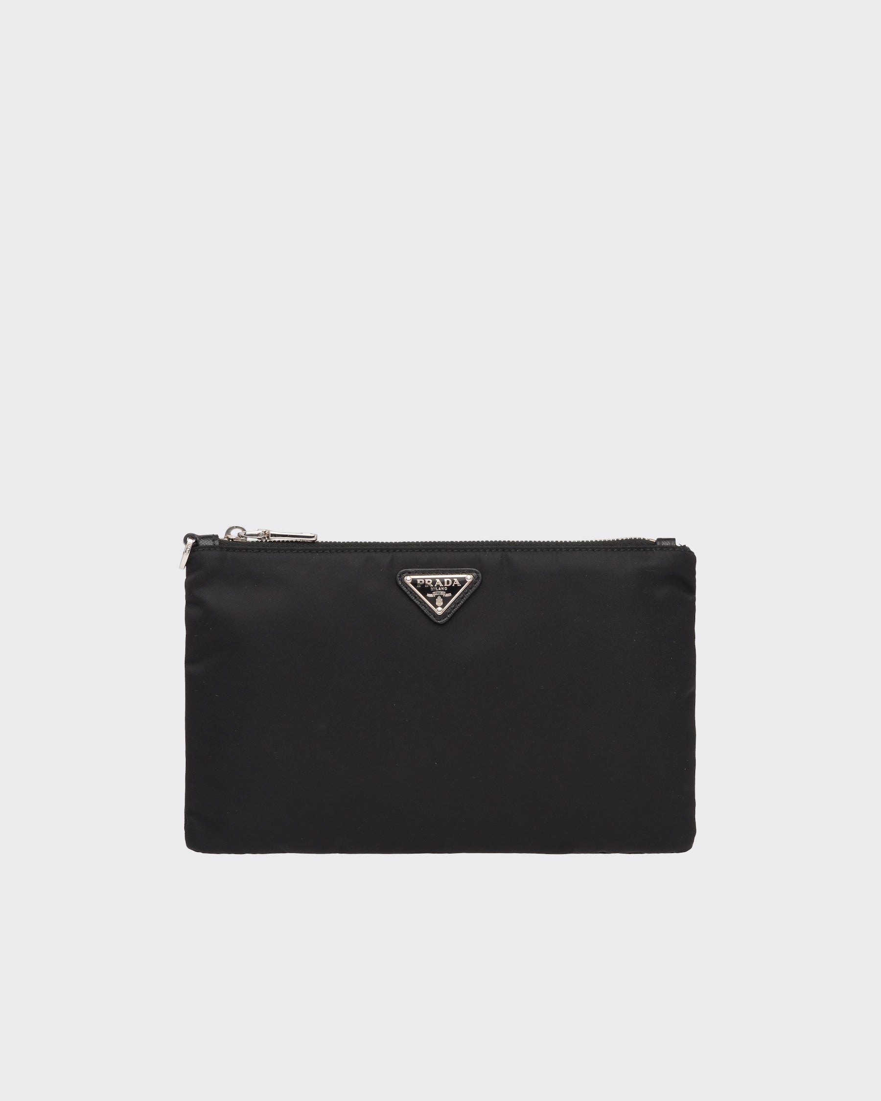 .Pochette en Re-Nylon et cuir Saffiano